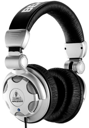 אוזניות HD681 - אולפניות