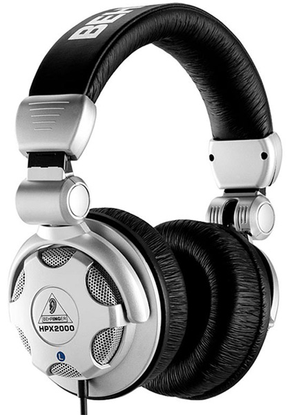 אוזניות HD681 - אולפניות