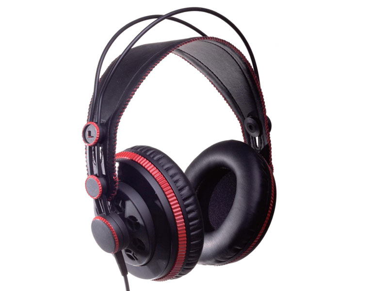 אוזניות HD681