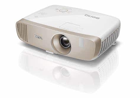 מקרן BENQ W2000 + סטרימר i2 מתנה ! — תמונה 4