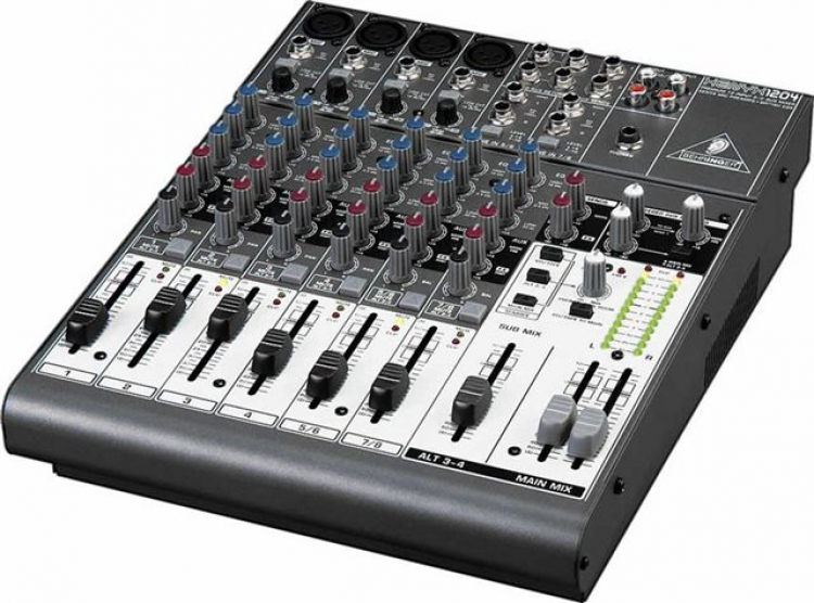 מיקסר Xenyx 1204 Behringer