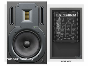 מוניטורים Behringer 3031A